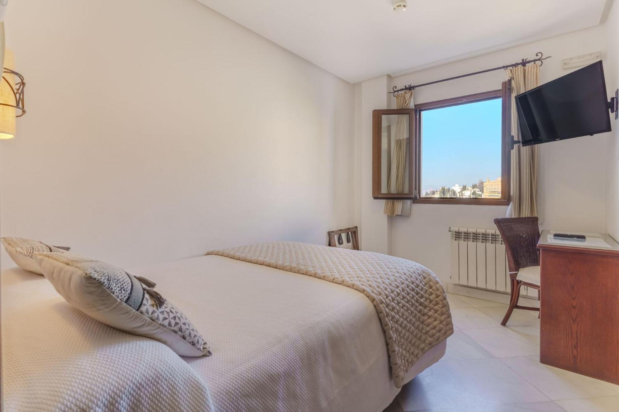 Hotel Mirador Arabeluj Granada Værelse billede
